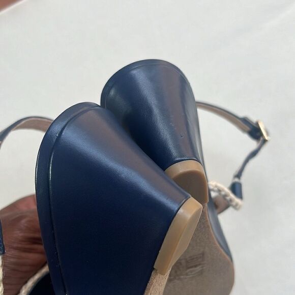 Jack Rogers Reef Edge Leather Sandal in Blue Size 6 - Picture 12 of 14